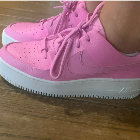 NIKE AIR FORCE 1 AF1 Sage Low PINK SZ#10 - Picture 3 of 11